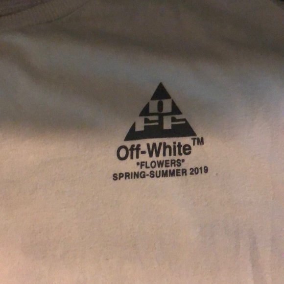 Off white shirt - Picture 2 of 2